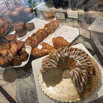 Cafe Hagen - Pastries - Coffee & Tea Near Me - Bellevue, Washington