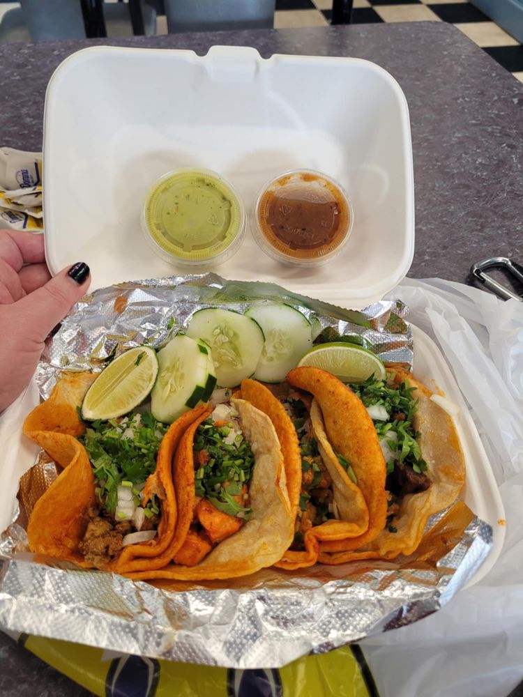 Como En Casa Taqueria