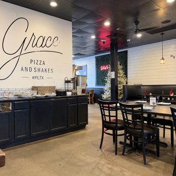 Grace Pizza and Shakes - Cute indoor - Pizza Near Me - Pearland, Texas