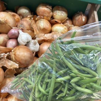 JL Produce - Gotta have garlic and shallots! - Grocery Near Me - Mountain View, California
