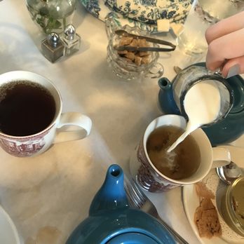 Cambridge Tea House - Tea - Breakfast & Brunch Near Me - Marble Cliff, Ohio
