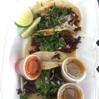 Taqueria El Patrón - two adobada tacos and a cabesa taco - Food Trucks Near Me - Heyburn, Idaho Taqueria El Patrón - two adobada tacos and a cabesa taco - Food Trucks Near Me - Heyburn, Idaho