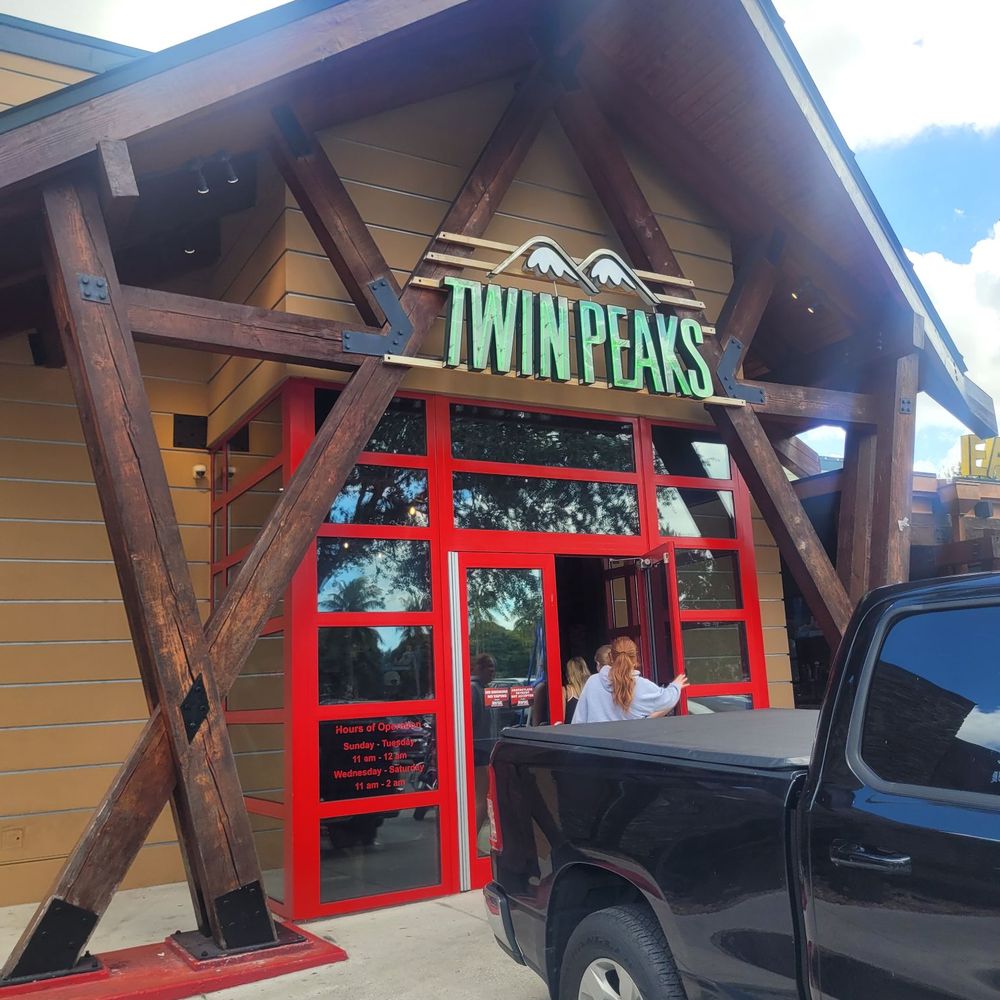 Twin Peaks - Sports Bars Near Me - Davie, Florida Twin Peaks - Sports Bars Near Me - Davie, Florida