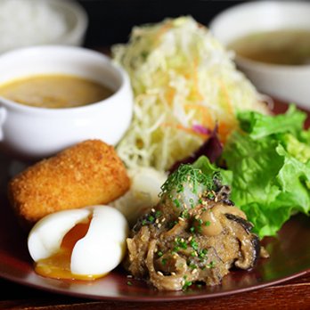 門前洋食 藤屋（軽井沢アウトレット内）>