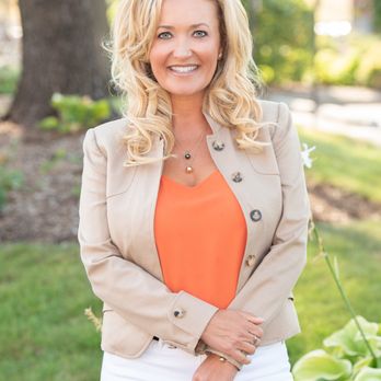 Joanna White - Key Mortgage - Headshot 2022 - Mortgage Brokers Near Me - Schaumburg, Illinois Joanna White - Key Mortgage - Headshot 2022 - Mortgage Brokers Near Me - Schaumburg, Illinois
