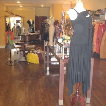 Takara - Women's Clothing Near Me - Forest Park, Illinois