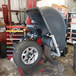 Austin's Tire and Auto
