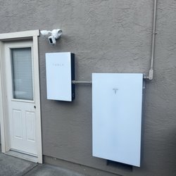 NorthStar Solar - Battery and solar inverter