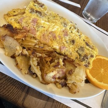 Central Diner & Grille - Diners Near Me - Pittsburgh, Pennsylvania