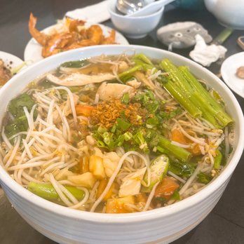 Hai Phong Vietnamese Restaurant - a bowl of noodles and vegetables - Vietnamese Near Me - Vancouver, British Columbia Hai Phong Vietnamese Restaurant - a bowl of noodles and vegetables - Vietnamese Near Me - Vancouver, British Columbia