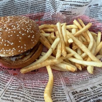 Joey's Diner - Hamburger and fries - Diners Near Me - Waukesha, Wisconsin Joey's Diner - Hamburger and fries - Diners Near Me - Waukesha, Wisconsin