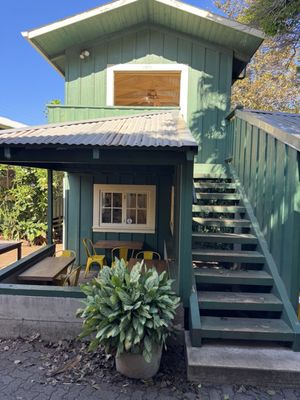 VIDA by Sip Me Maui by null