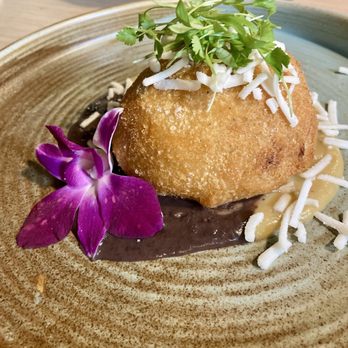 Crasqui - Bollitos pelones - Venezuelan Near Me - Saint Paul, Minnesota