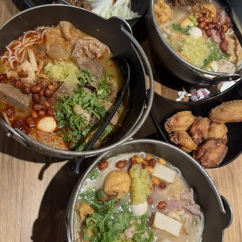 Honey D Cafe - Juicy Chicken Cutlet with Braised Pork Rice / 鸡排卤肉饭 Honey House Special Noodle Soup / 招牌米线 Spicy Beef Noodle Soup / 麻辣牛魔王 - Taiwanese Near Me - Davis, California