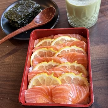 Nono Baru - Lemon salmon bowl - Izakaya Near Me - San Francisco, California Nono Baru - Lemon salmon bowl - Izakaya Near Me - San Francisco, California