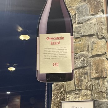 Blakeslee Vineyard Estate - Charcuterie board not as advertised. - Wine Tasting Room Near Me - Sherwood, Oregon