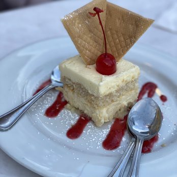 Arnoldi’s Cafe - Tiramisu Limone - Italian Near Me - Santa Barbara, California