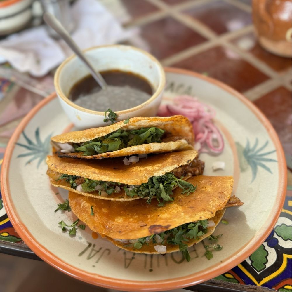 Birria tacos (3)