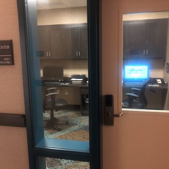 Hampton Inn Hibbing - Business center - Hotels Near Me - Hibbing, Minnesota Hampton Inn Hibbing - Business center - Hotels Near Me - Hibbing, Minnesota
