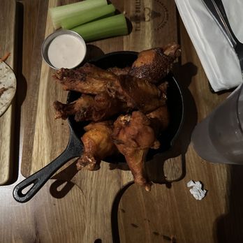 Three Bulls Tavern & Brewery - Smoked Wings - Brewpubs Near Me - Valrico, Florida Three Bulls Tavern & Brewery - Smoked Wings - Brewpubs Near Me - Valrico, Florida