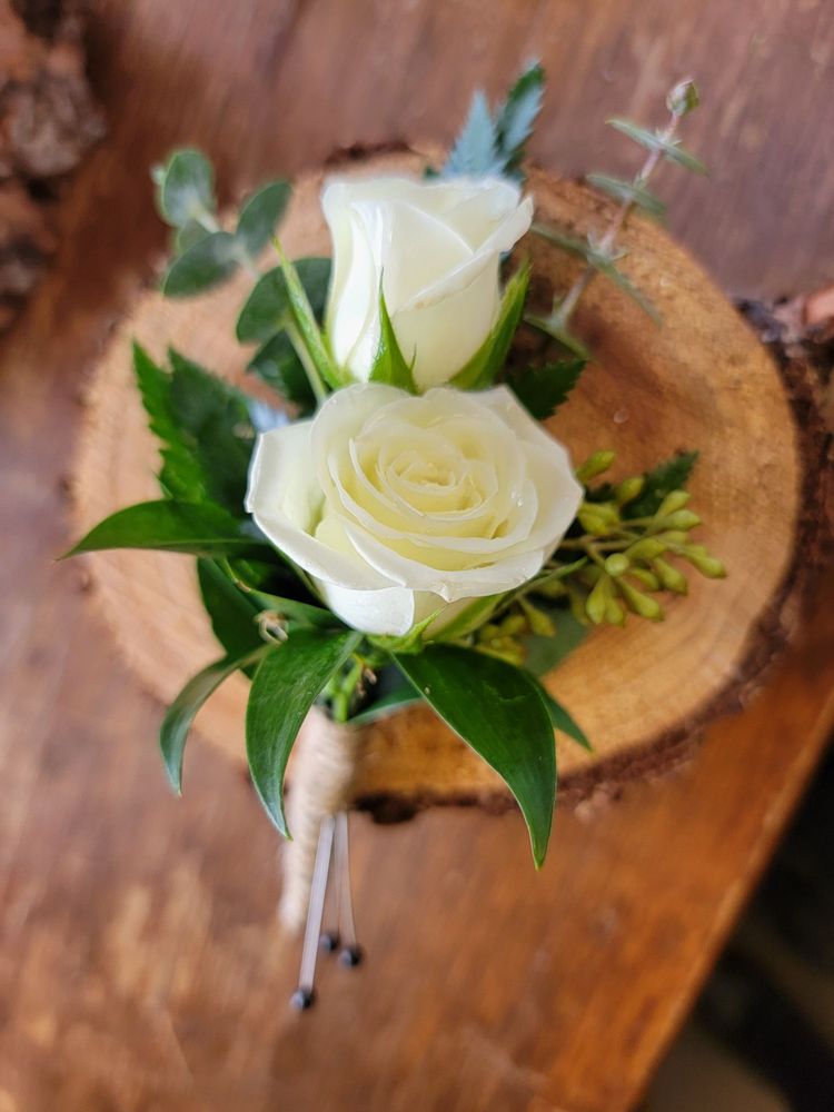 LOVE’S FLOWERS Updated October 2024 113 Photos 1504 Rte 9W