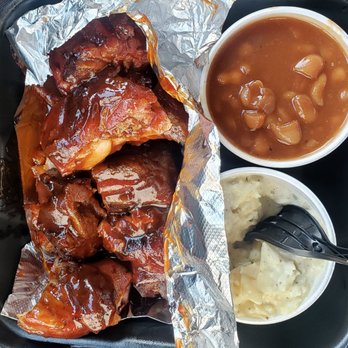Johnson Brothers BBQ - Ribtip lunch with potato salad and beans - Barbeque Near Me - Compton, California Johnson Brothers BBQ - Ribtip lunch with potato salad and beans - Barbeque Near Me - Compton, California