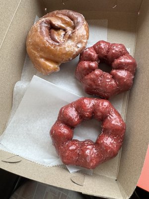 Avon Donuts Inc by null