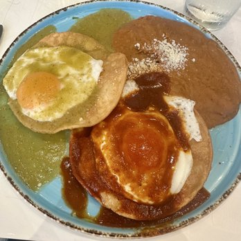 Casa Brunch - Huevos Divorciados - Breakfast & Brunch Near Me - Downey, California Casa Brunch - Huevos Divorciados - Breakfast & Brunch Near Me - Downey, California