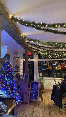 Maine Oyster Company by null