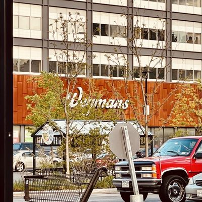 Wegmans by null