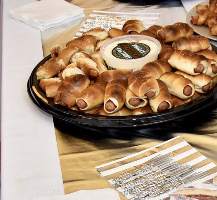 PHILLY PRETZEL FACTORY Updated September 2024 15 Reviews 406 Eden