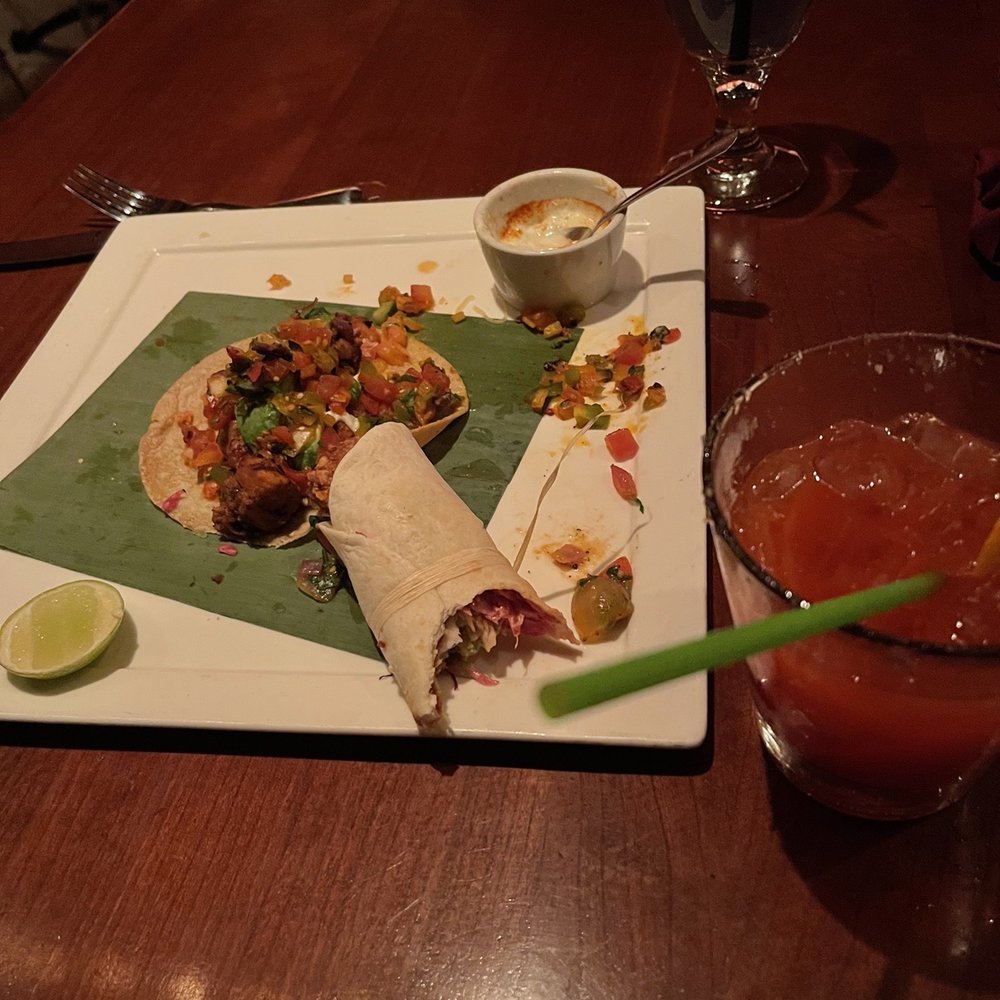 El Vez - Crispy Mahi - Mahi Tacos Chicken Tacos Steak Tacos Taco Tasting Platter - Mexican Near Me - Philadelphia, Pennsylvania