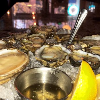 Taylor Shellfish Oyster Bar - Seafood Near Me - Seattle, Washington
