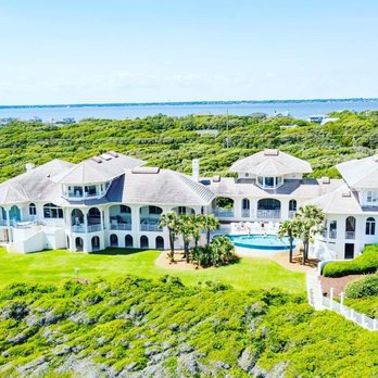 Bluewater Real Estate - Chateau of the Isle - Real Estate Services Near Me - Emerald Isle, North Carolina