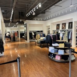 Banana Republic Factory Store