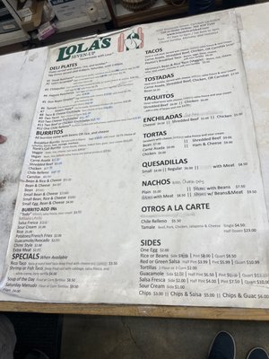 Lola's 7 Up Market & Deli by null