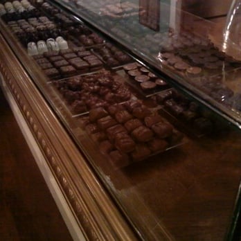 Le Chocolat Du Bouchard - More of the expanded chocolate space. At the time I went, it was still being finished. - Chocolatiers & Shops Near Me - Naperville, Illinois