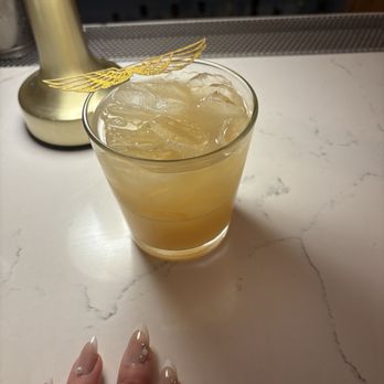 Birdcage Hollywood - Golden snitch cocktail - Desserts Near Me - Hollywood, California