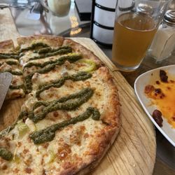 The Vault - Bianca white pizza