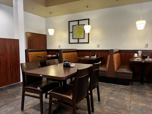 1st Dumpling & Noodle by null