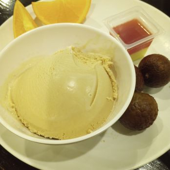 Royal Buffet - This is coffee ice cream, red bean & green tea is best; lychees always juicy & those dessert custard/jelly packs are epic. - Buffets Near Me - Hoffman Estates, Illinois
