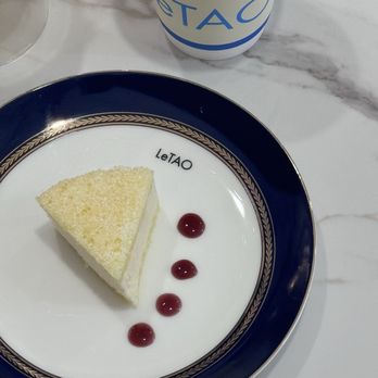 LeTAO - Neige Blanc - Themed Cafes Near Me - Bellevue, Washington LeTAO - Neige Blanc - Themed Cafes Near Me - Bellevue, Washington