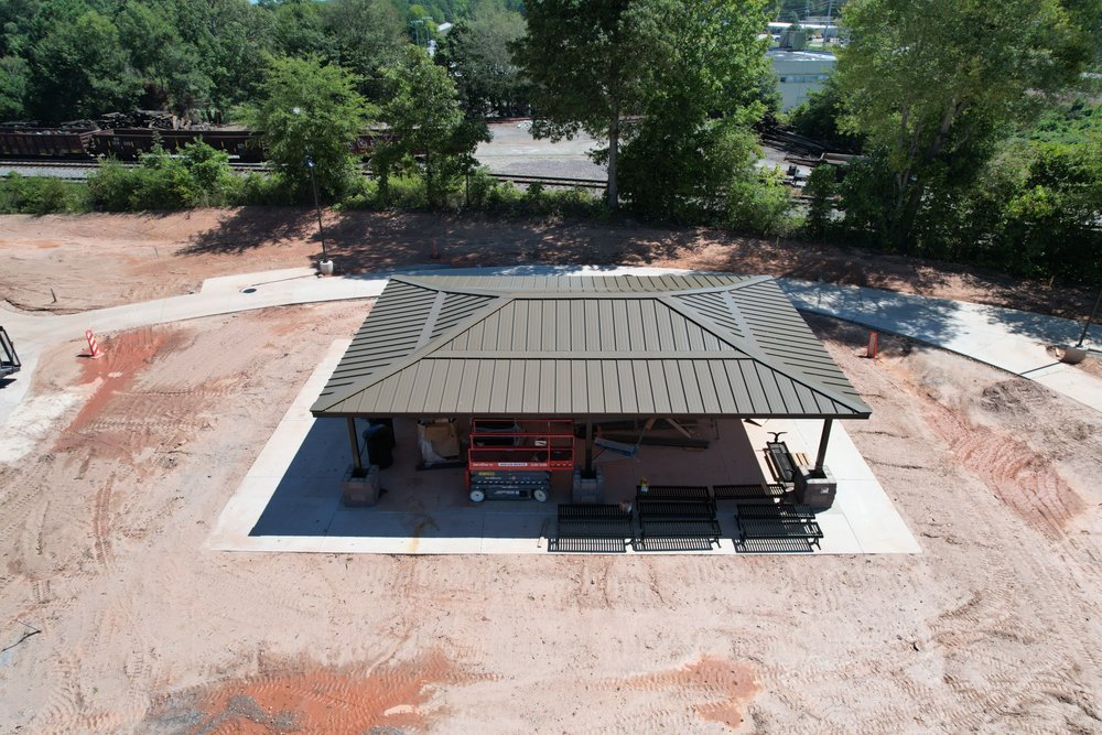 Slide of H And R Roofing