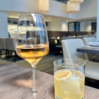 Peppervine - Rosé & Penicillin @eating704 - New American Near Me - Charlotte, North Carolina