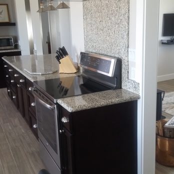 Quality Discount Cabinets - Stove and bar area - Kitchen & Bath Near Me - Santa Rosa, California Quality Discount Cabinets - Stove and bar area - Kitchen & Bath Near Me - Santa Rosa, California