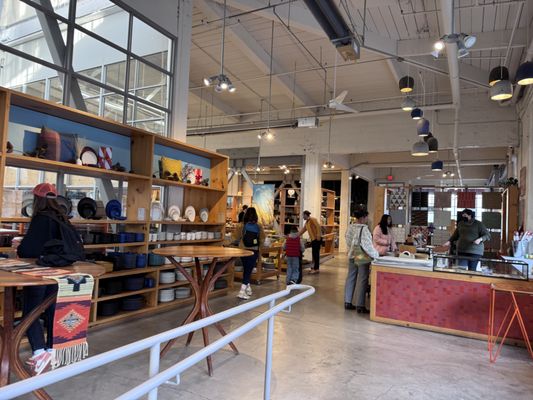 Heath Ceramics by null