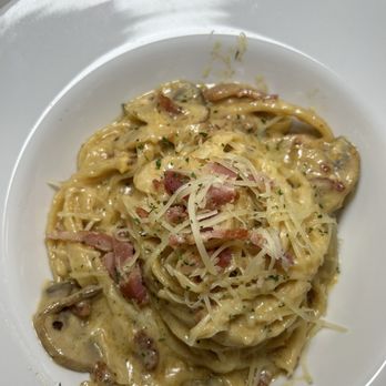 Cafe Weekend - Bacon Cream Pasta - Breakfast & Brunch Near Me - Allston, Massachusetts Cafe Weekend - Bacon Cream Pasta - Breakfast & Brunch Near Me - Allston, Massachusetts