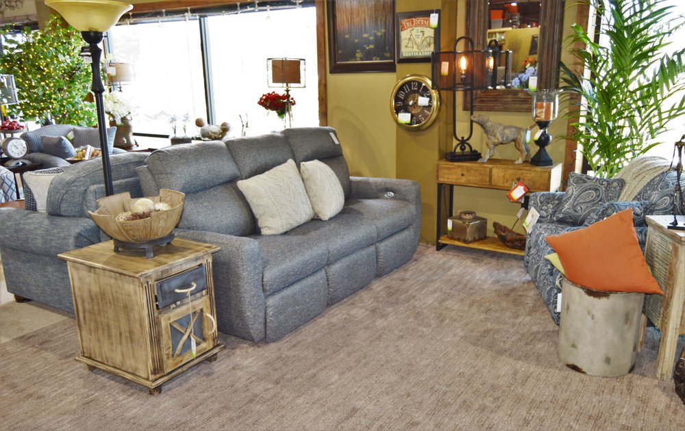 SNOOK’S OF OKOBOJI Updated September 2024 76 Photos 1005 Okoboji