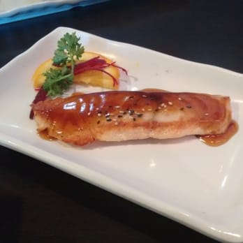 Maple Sushi - Mmm salmon - Sushi Bars Near Me - Vaughan, Ontario