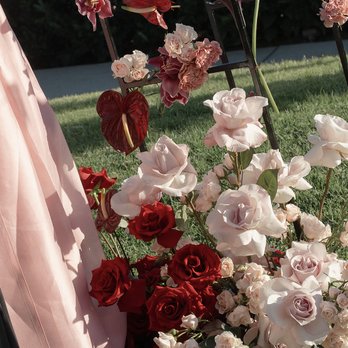 Lace & Stems - Florists Near Me Lace & Stems - Florists Near Me
